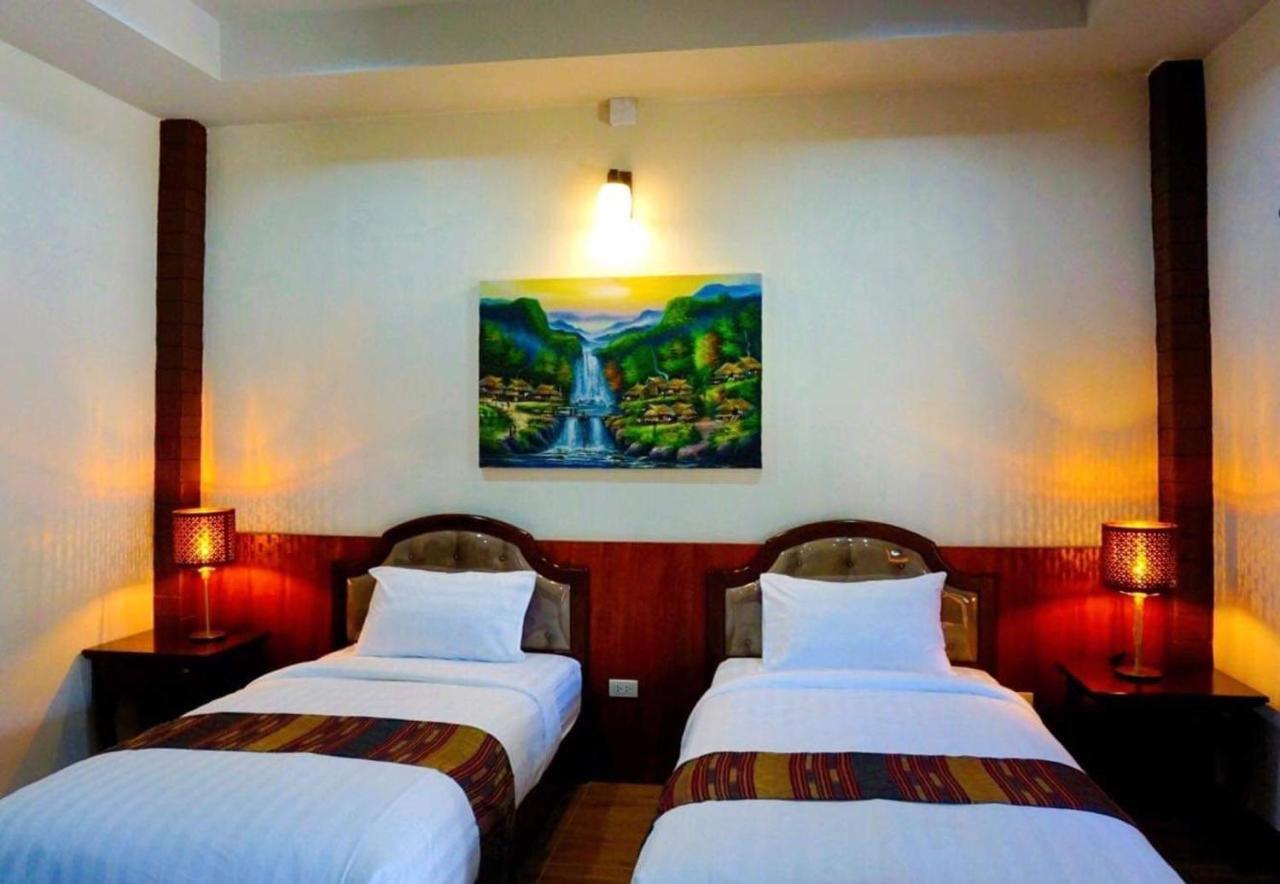 Punyin Hotel Inthanon -ปั้นหยิ่น โฮเทล Chom Thong Bagian luar foto