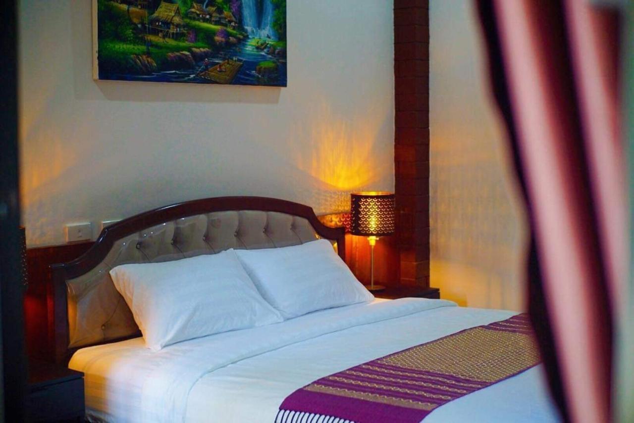 Punyin Hotel Inthanon -ปั้นหยิ่น โฮเทล Chom Thong Bagian luar foto